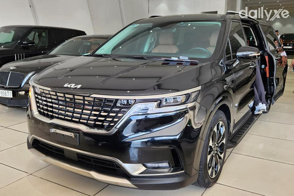 Có nên sở hữu dòng xe KIA Carnival hay không?