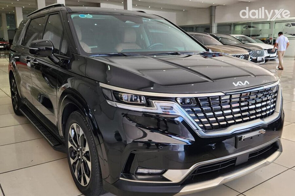 KIA Carnival sở hữu kiểu dáng mạnh mẽ, thể thao và hiện đại