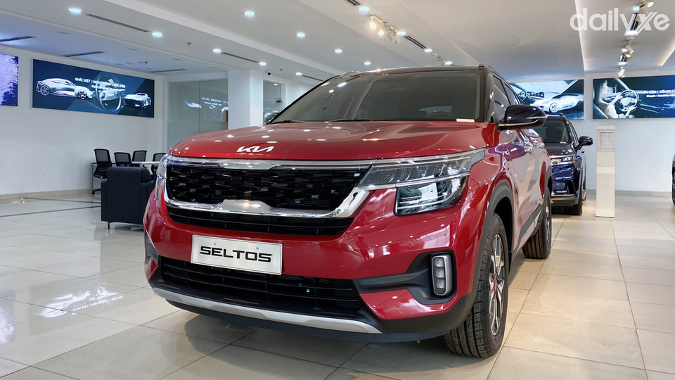 Khu vực trưng bày sản phẩm xe KIA