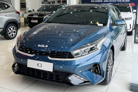 KIA K3 1.6 Premium (Máy xăng) KIA K3 1.6 Premium (Máy xăng)