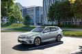 Kia Optima Sportswagon Hybrid 2019 chỉ cần 1,5 lit xăng cho 100 km