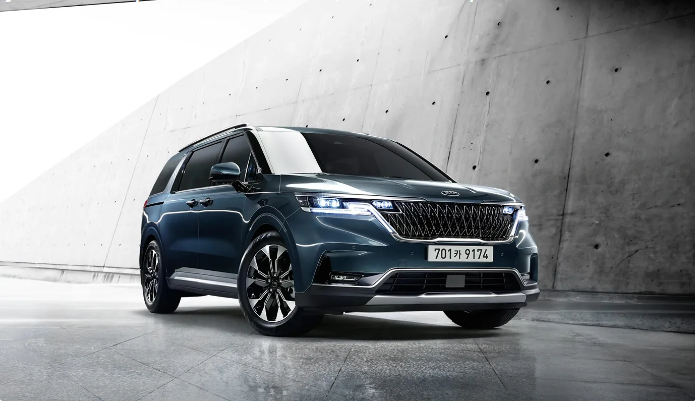 Bảng giá KIA Sedona 2021 xe minivan nổi bật trong phân khúc