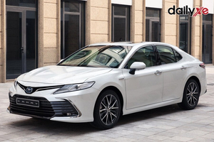 Kích Thước xe Toyota Camry là bao nhiêu?
