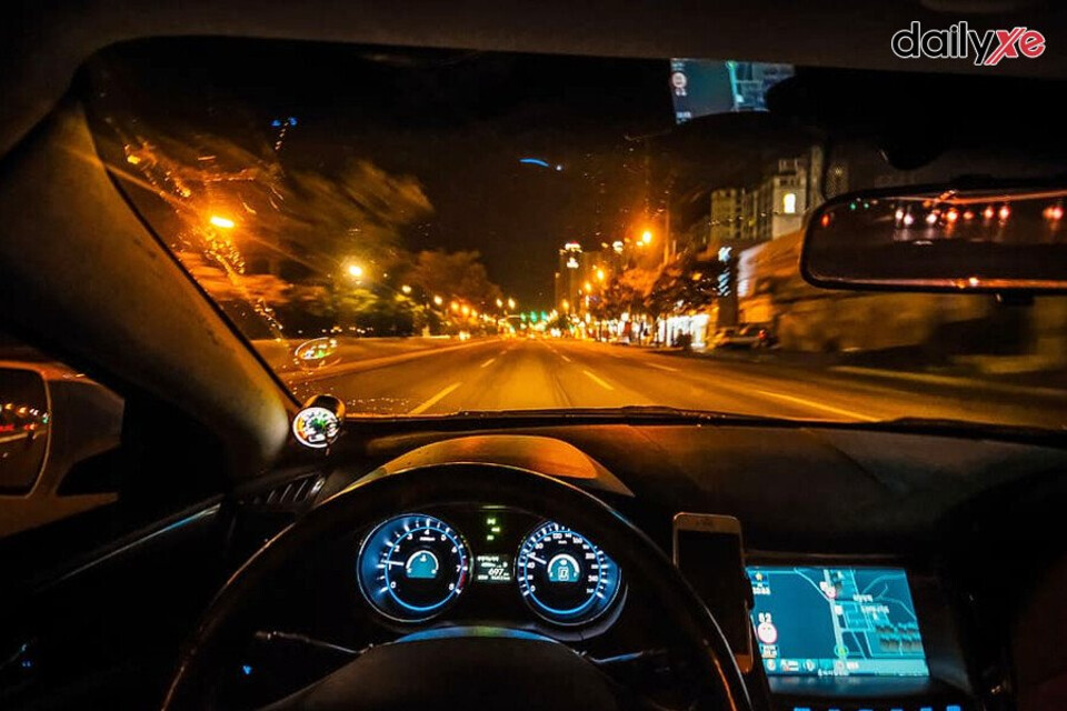 Xe ngầm cao vị trí ngồi lái khá cao, giúp bạn có tầm nhìn xa và rộng hơn