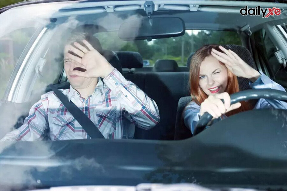 Sử dụng đèn pha tránh chói mắt xe đi ngược chiều