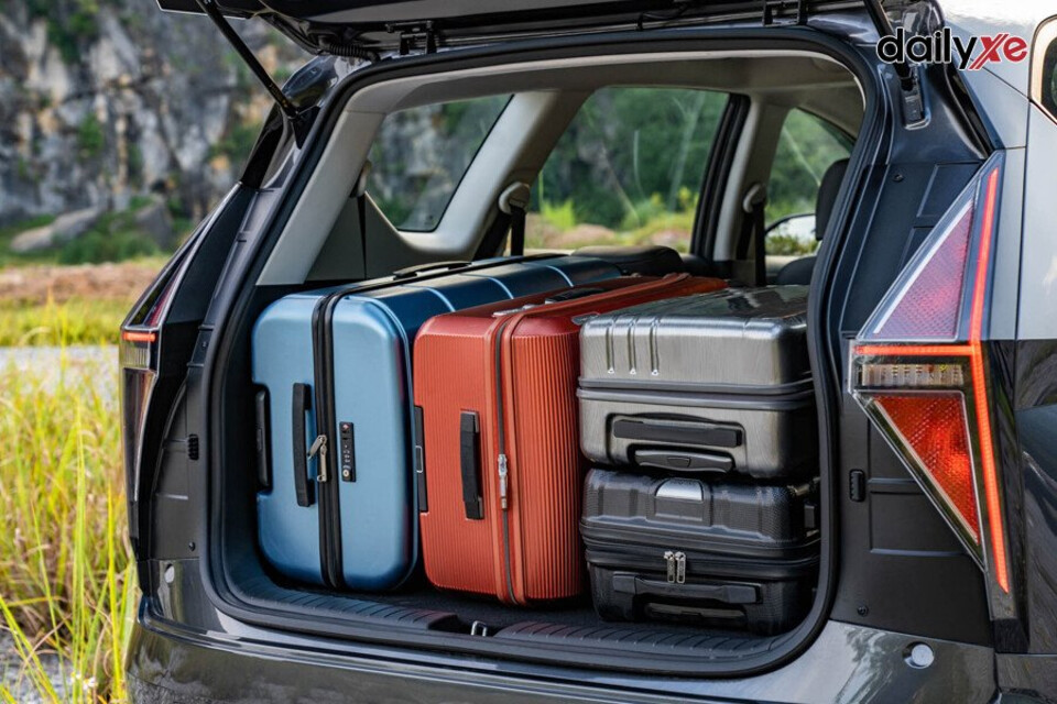 Hành lý quá nhiều động cơ hoạt động nhiều tăng mức độ tiêu thụ nhiên liệu