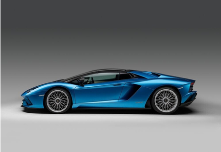 Lamborghini Aventador S Roadster chính thức được vén màn, giá khởi điểm  10,4 tỷ VNĐ