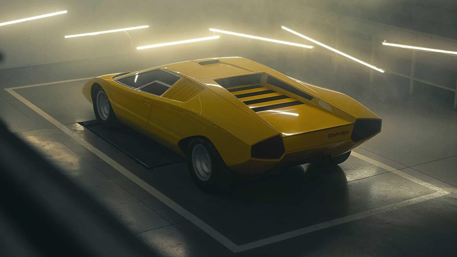 Lamborghini hồi sinh siêu xe Countach LP 500 Prototype 50 năm tuổi
