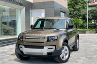 Land Rover Defender 110X (Máy xăng)