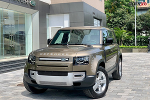 Land Rover Defender 110X (Máy xăng)