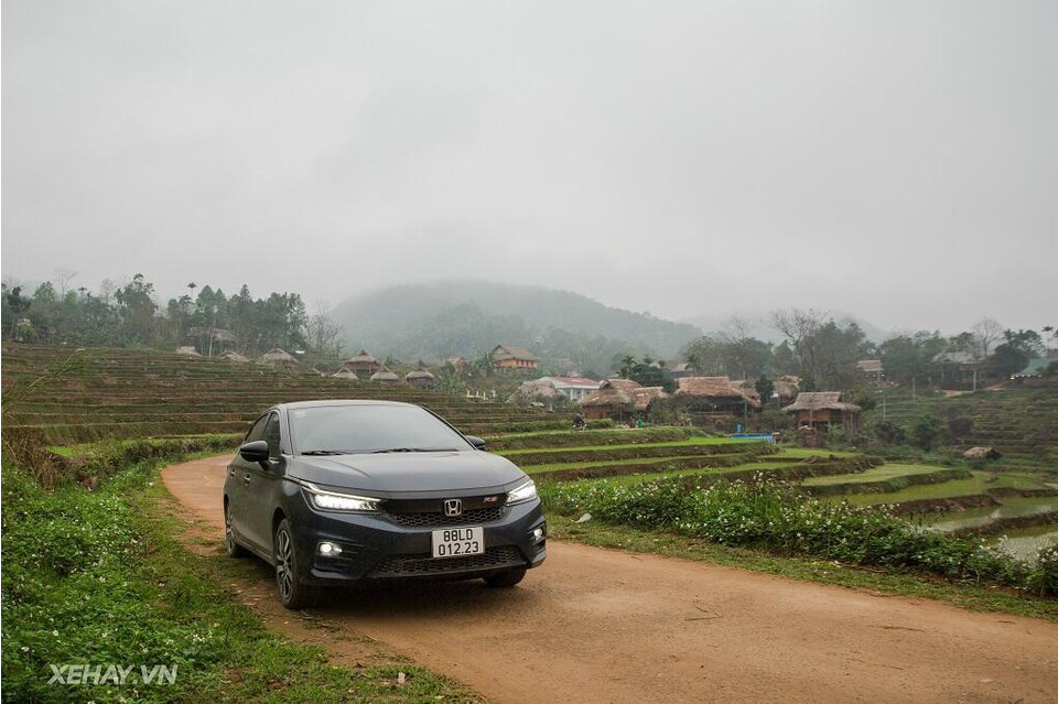 len-nui-du-xuan-cung-honda-city-rs-2021 len-nui-du-xuan-cung-honda-city-rs-2021