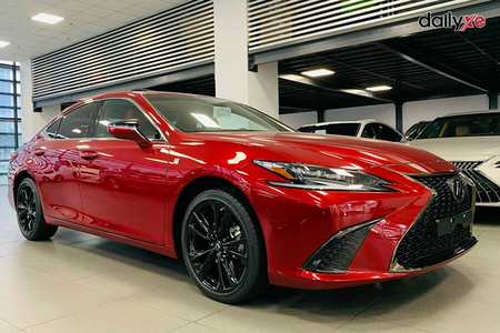 Lexus ES 250 F Sport (Máy xăng)