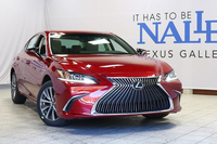 Lexus ES 300h (Máy Hybrid)