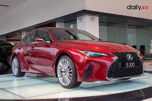 Lexus IS 300 Luxury (Máy xăng)