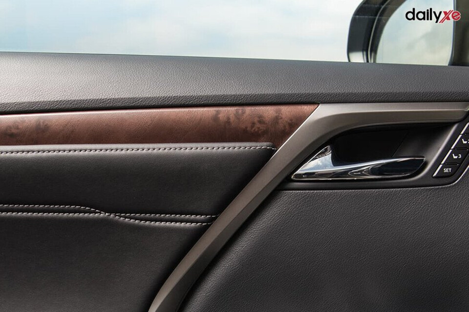 Nội thất bọc da cao cấp