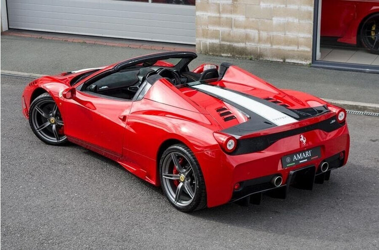 Ferrari 458 Speciale Aperta có trị giá hơn 1 triệu USD? - Hình 2 Ferrari 458 Speciale Aperta có trị giá hơn 1 triệu USD? - Hình 2