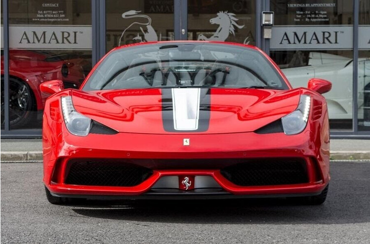 Ferrari 458 Speciale Aperta có trị giá hơn 1 triệu USD? - Hình 8 Ferrari 458 Speciale Aperta có trị giá hơn 1 triệu USD? - Hình 8
