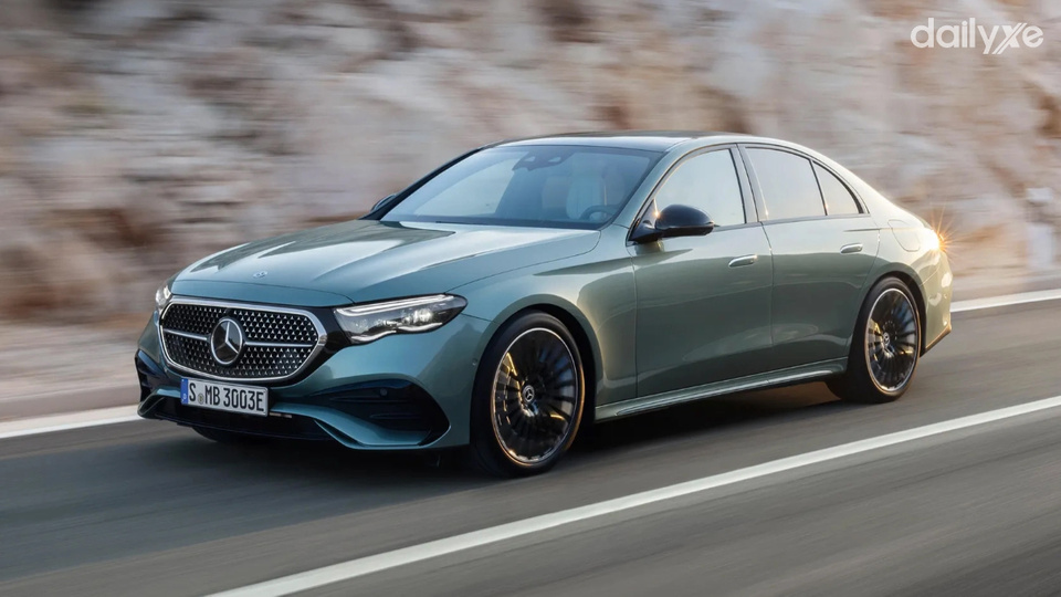 E-Class thay đổi toàn diện từ thiết kế đến công nghệ