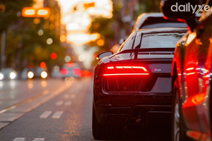 Lỗi không xi nhan khi chuyển làn đường bị phạt bao nhiêu tiền?