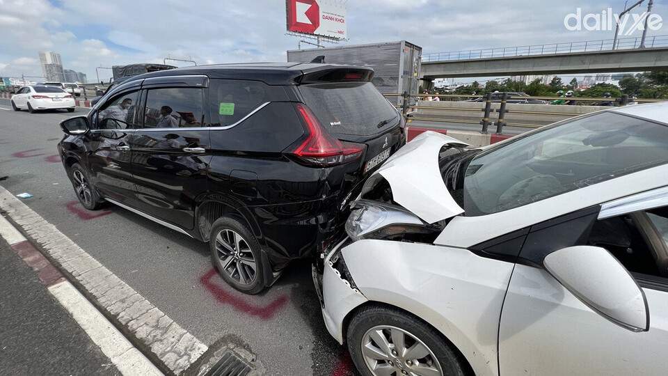 Giữ khoảng cách an toàn giữa các xe giảm nguy cơ va chạm