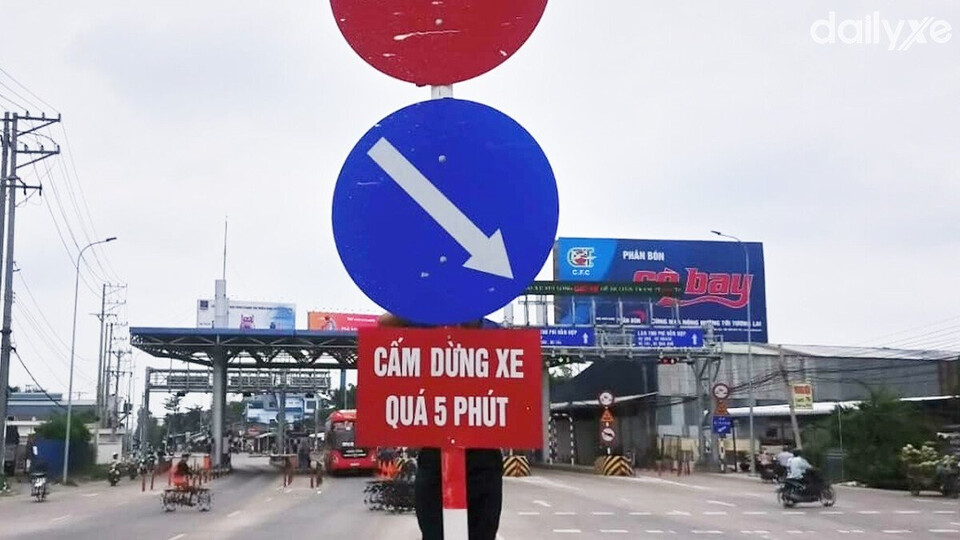 Không dừng đỗ quá lâu tại trạm thu phí