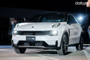 Lynk & Co 05 Hyper Halo (Máy xăng)
