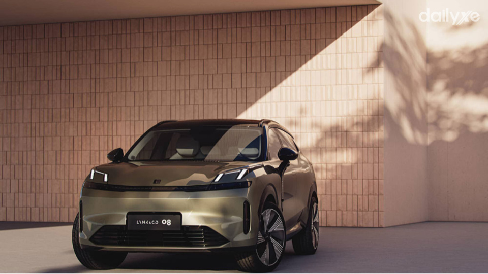 Hệ truyền động plug-in hybrid mạnh mẽ