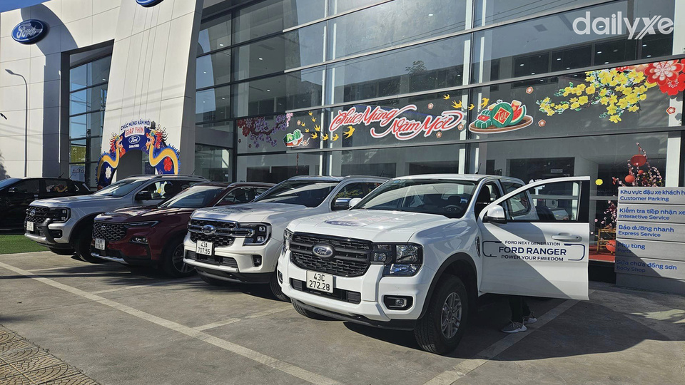 Showroom Ford Dana
