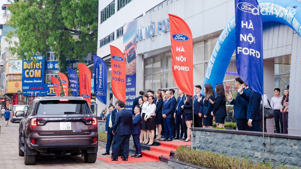 Showroom Ford Hà Nội
