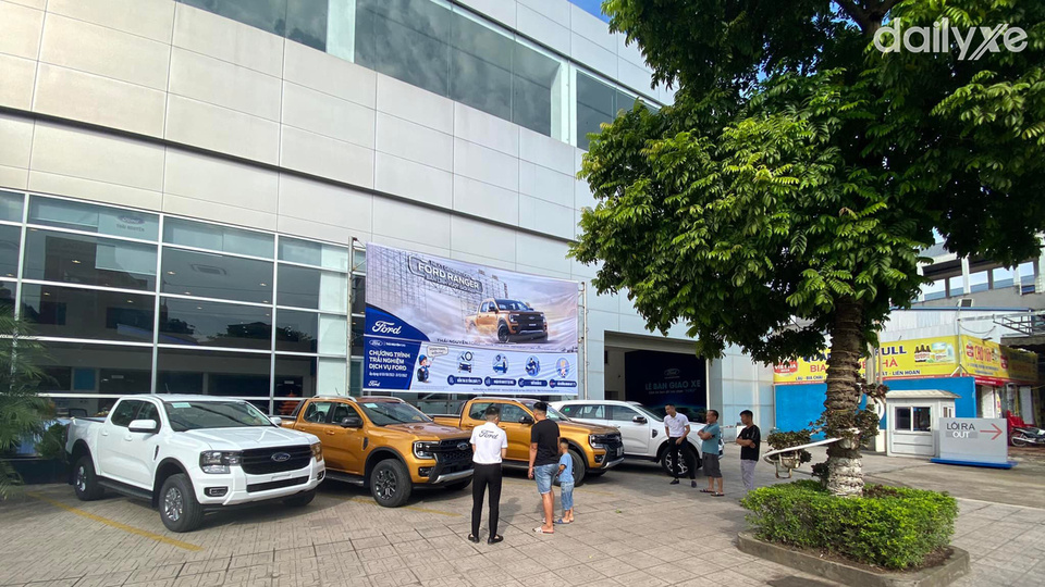 Showroom Ford Miền Trung