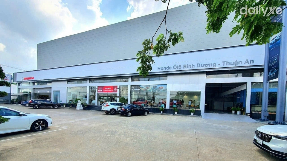 Showroom Honda Ôtô Bình Dương