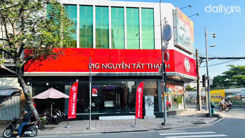 Showroom MG Nguyễn Tất Thành