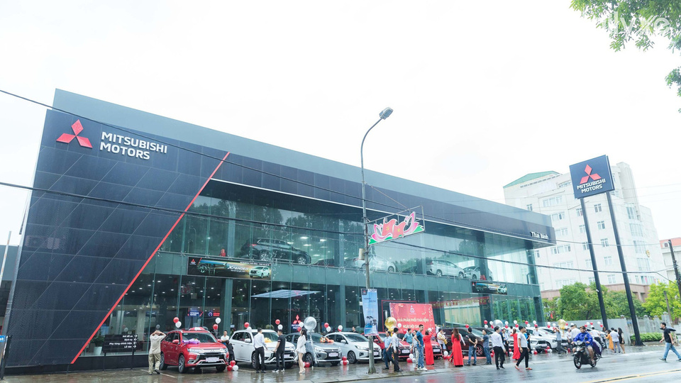 Showroom Mitsubishi Thái Bình