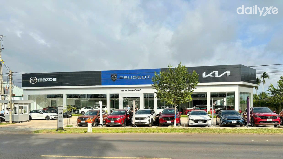 Showroom Peugeot Buôn Hồ