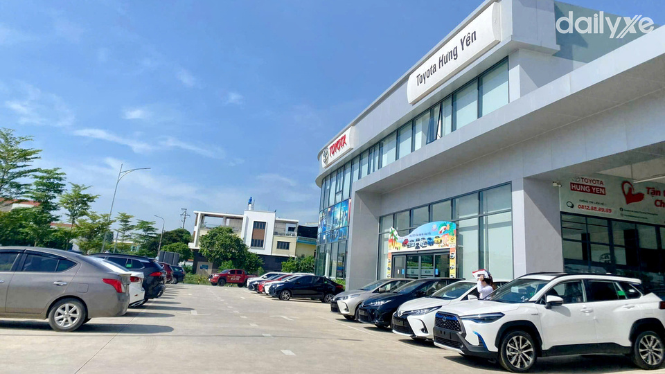 Showroom Toyota Hưng Yên