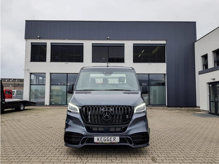 Mẫu xe cứu hộ Mercedes-Benz Sprinter sắp được đưa về nước, phục vụ cho việc vận chuyển siêu xe mau xe cuu ho mercedes-benz sprinter sap duoc dua ve nuoc, phuc vu cho viec van chuyen sieu xe