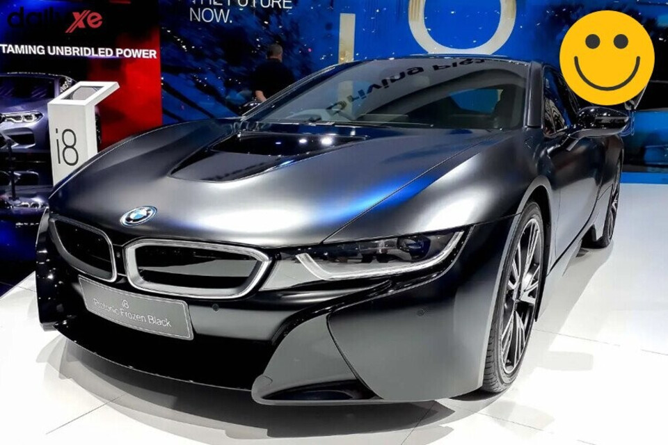 Nữ Nhâm Thân 1992 mệnh Kim hợp với màu ghi Nữ Nhâm Thân 1992 mệnh Kim hợp với màu ghi