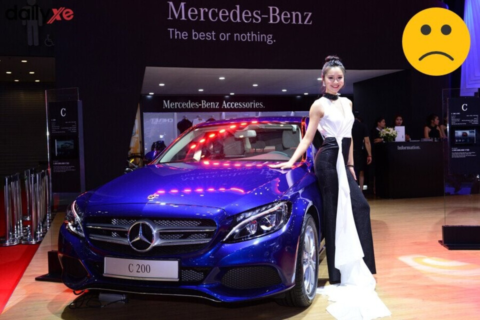 Nữ Nhâm Thân 1992 mệnh Kim không hợp với màu xanh da trời Nữ Nhâm Thân 1992 mệnh Kim không hợp với màu xanh da trời