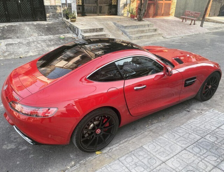 Mercedes-amg-gts-tung-thuoc-so-huu-cuong-do-la-rao-ban-hon-3-ty-dong-re-hon-8-6-ty-dong-xe-mua-moi-chinh-hang Mercedes-amg-gts-tung-thuoc-so-huu-cuong-do-la-rao-ban-hon-3-ty-dong-re-hon-8-6-ty-dong-xe-mua-moi-chinh-hang