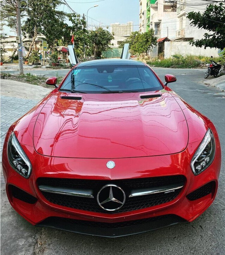 Mercedes-amg-gts-tung-thuoc-so-huu-cuong-do-la-rao-ban-hon-3-ty-dong-re-hon-8-6-ty-dong-xe-mua-moi-chinh-hang Mercedes-amg-gts-tung-thuoc-so-huu-cuong-do-la-rao-ban-hon-3-ty-dong-re-hon-8-6-ty-dong-xe-mua-moi-chinh-hang