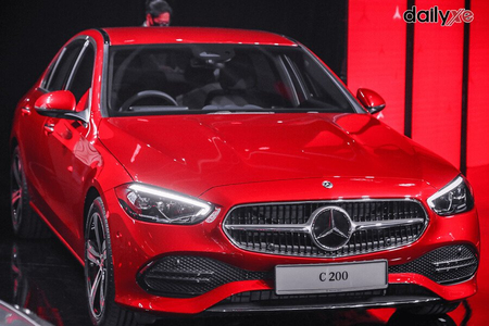 Mercedes C200 Avantgarde (Máy xăng) Mercedes C200 Avantgarde (Máy xăng)