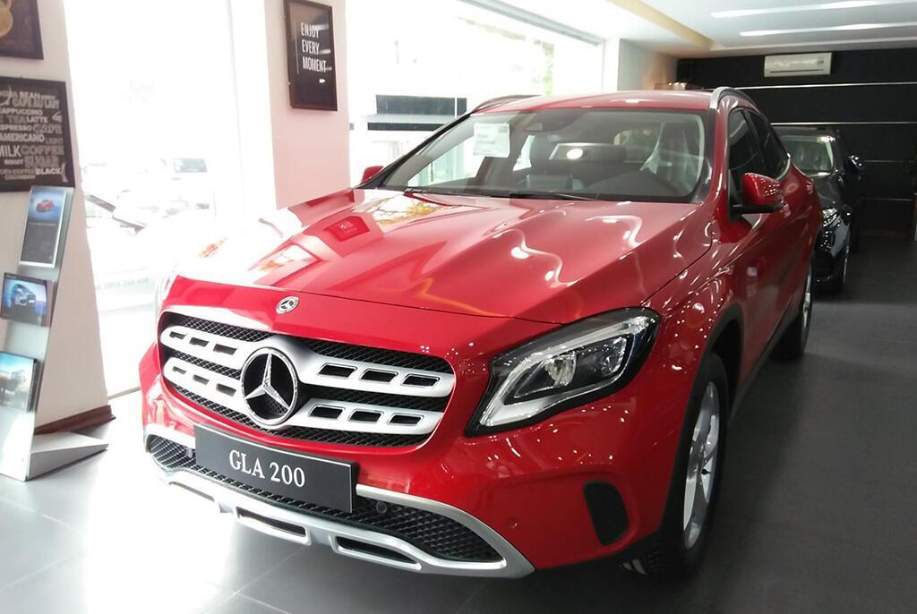 Chi Phí Lăn Bánh Xe Mercedes Benz Gla 200 Máy Xăng