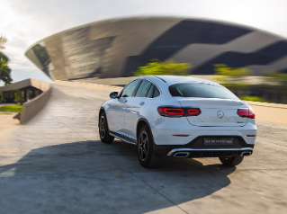 mercedes-benz-glc-300-4matic-coupe- mercedes-benz-glc-300-4matic-coupe-