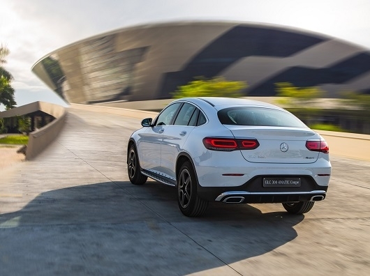 mercedes-benz-glc-300-4matic-coupe- mercedes-benz-glc-300-4matic-coupe-