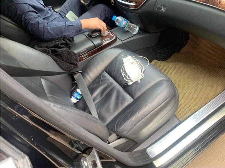 Mercedes-Benz S-Class xuống giá chỉ ngang Kia Morning sau khi mercedes-benz s-class xuong gia chi ngang kia morning sau khi