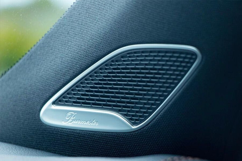 Hệ thống âm thanh nổi Burmester 12 loa chất lượng