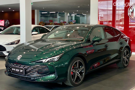 MG7 2.0T Premium (Máy Xăng) MG7 2.0T Premium (Máy Xăng)