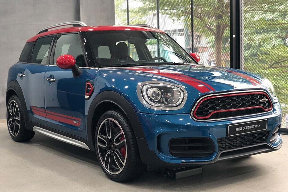 MINI Countryman mẫu xe đa dụng đầy cá tính  được phân phối bởi tập đoàn Thaco tại Việt Nam