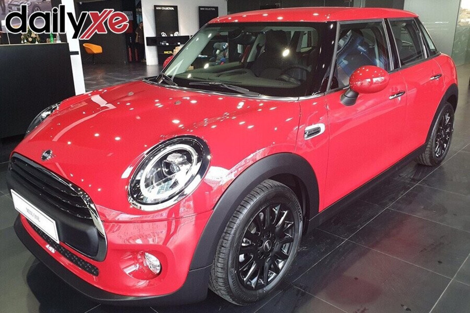 MINI One 5 Door thiết kế sang trọng MINI One 5 Door thiết kế sang trọng