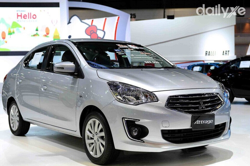 Phong cách đặc trưng của Mitsubishi Attrage mềm mại và uyển chuyển trong từng đường nét